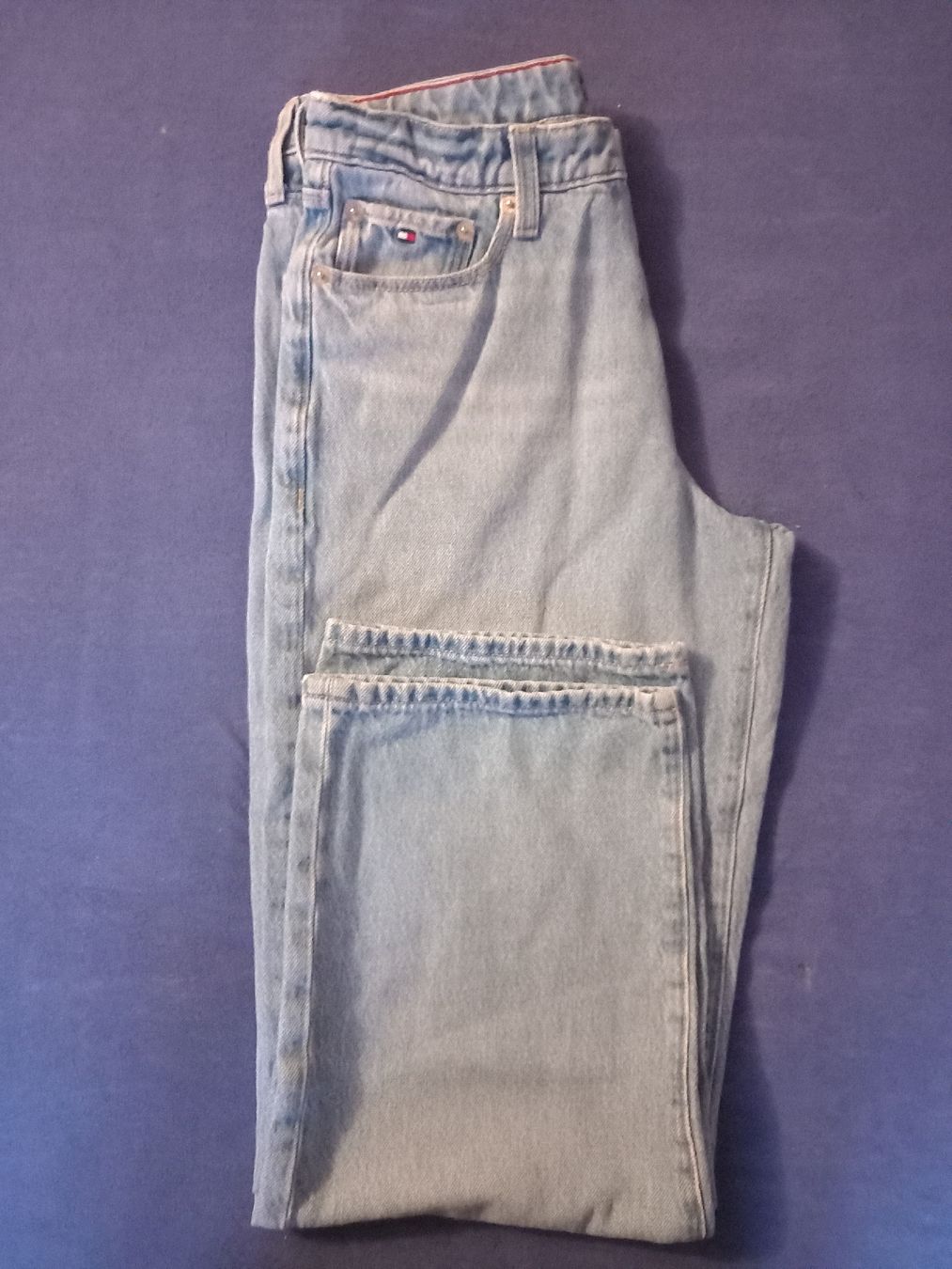 Tommy Hilfiger Hosen: Jean Tommy Hilfiger, taille 164 garçon – Gebraucht aus Salavaux von PrimeDealsCH 1