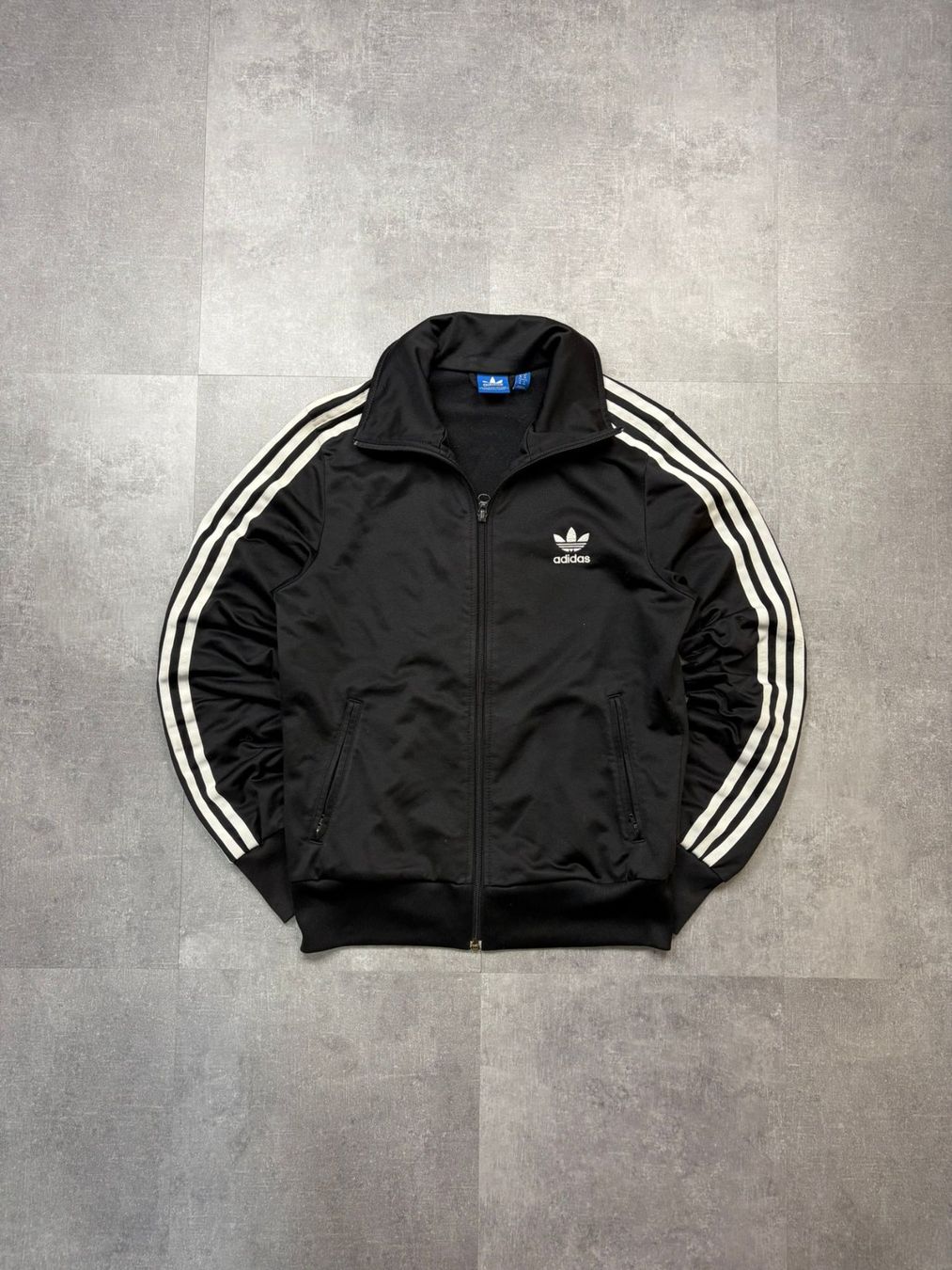Adidas Jacken: Vintage Adidas Firebird Trainingsjacke - Grösse M – Gebraucht aus Werdenberg von hase.vintage
