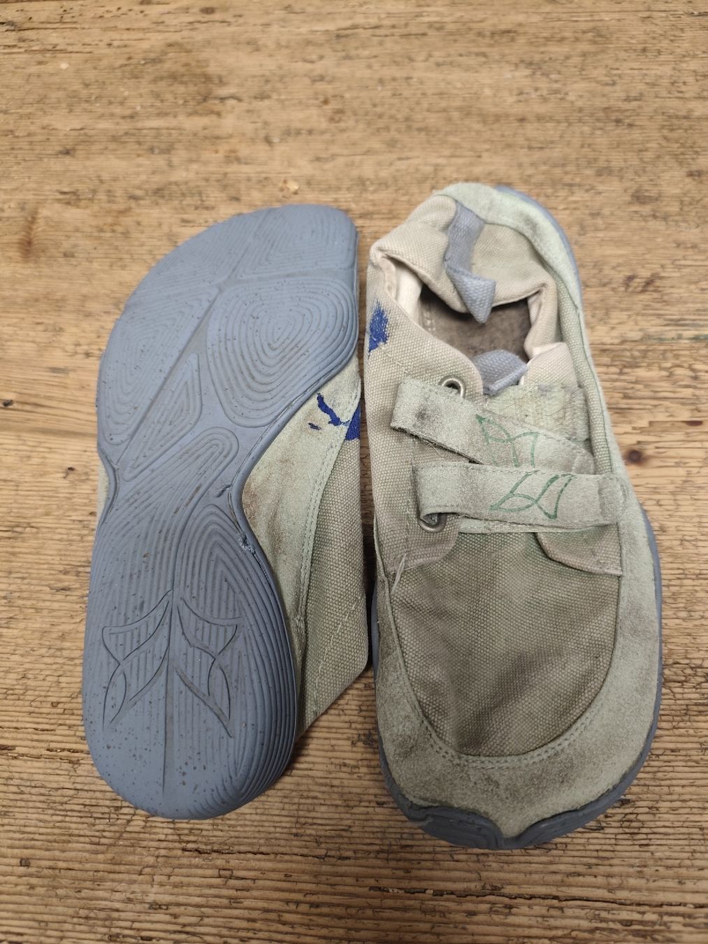 Wildling Scarpe per ragazzi: Wildling Barfussschuhe Grösse 34 – Usato da Langnau i. E. venduto da Acrjl 1