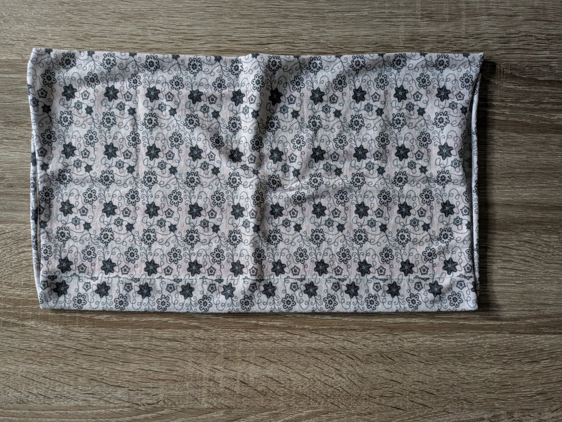 Foulards, Tücher & Schals: Simond scarldacollo versatile bianco a fiori – Neu (gemäss Beschreibung) aus Claro von Dona1785 1