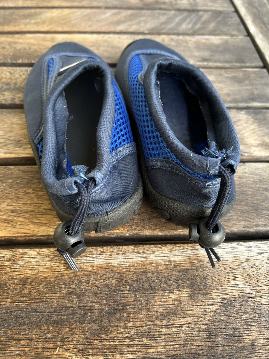 Scarpe per ragazzi: Badeschuhe – Usato da Glattbrugg venduto da HUAKK 1