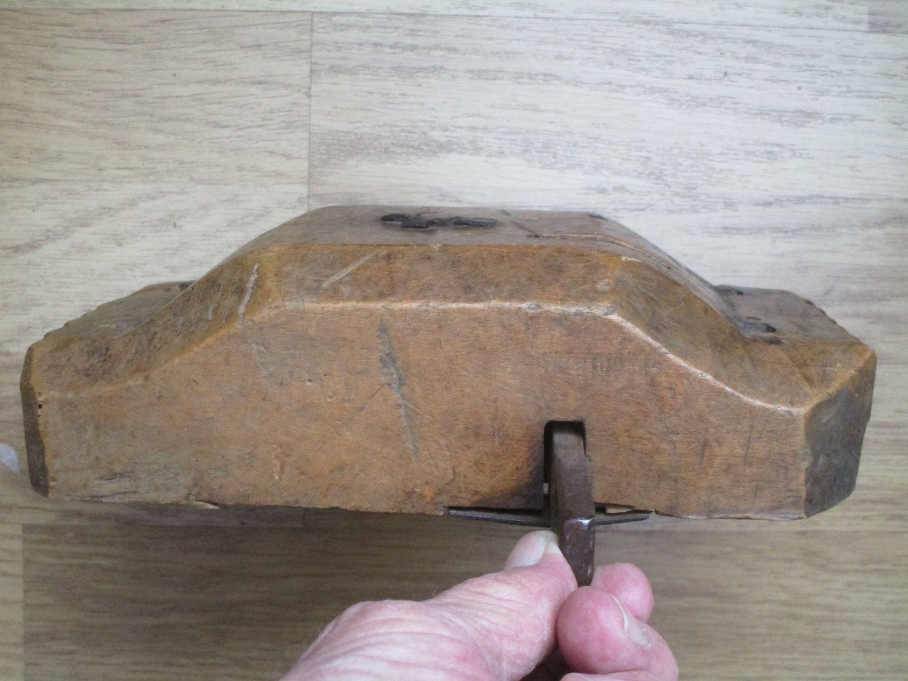 Cadenas: Antikes Türschloss  Holz – D'occasion à Heimberg par Lupo57 1