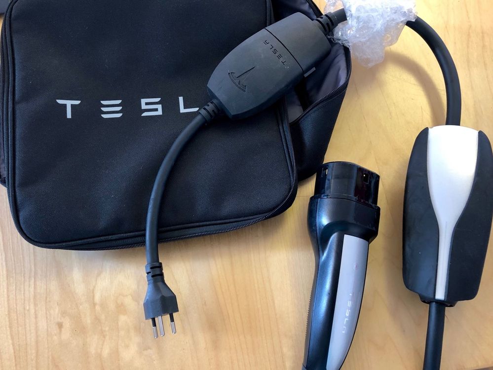 Tesla UMC 1 Mobile Connector Kaufen auf Ricardo