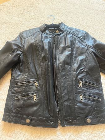 🖤✨ Schöne Echtlederjacke – ungetragen & neuwertig – Gr. 38