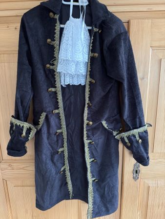 Piraten Mantel mit div. Zubehör  **NEU**