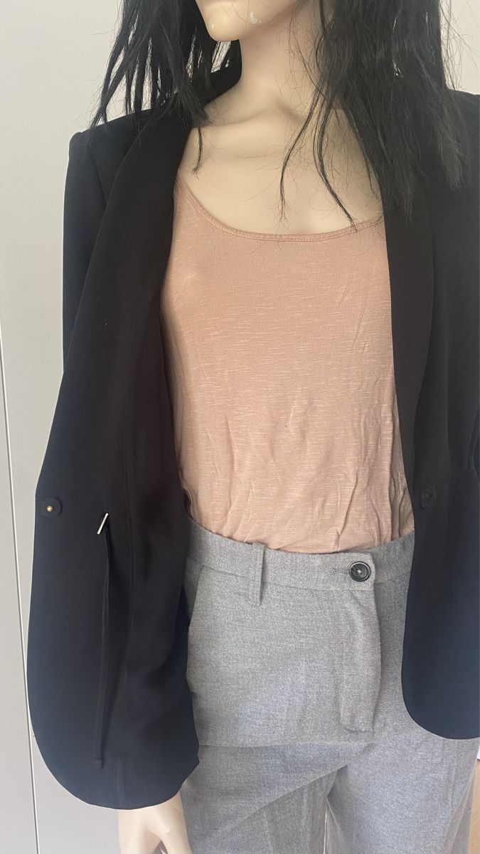 H&M Completi & Tailleur: H&M Blazer SIZE 38 fitted – Nuovo (secondo la descrizione) da Walchwil venduto da Finibaci 4