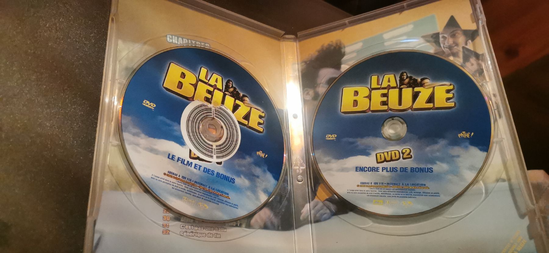 Tous les DVDs: DVD La beuze  – D'occasion à Genève par vins50 2