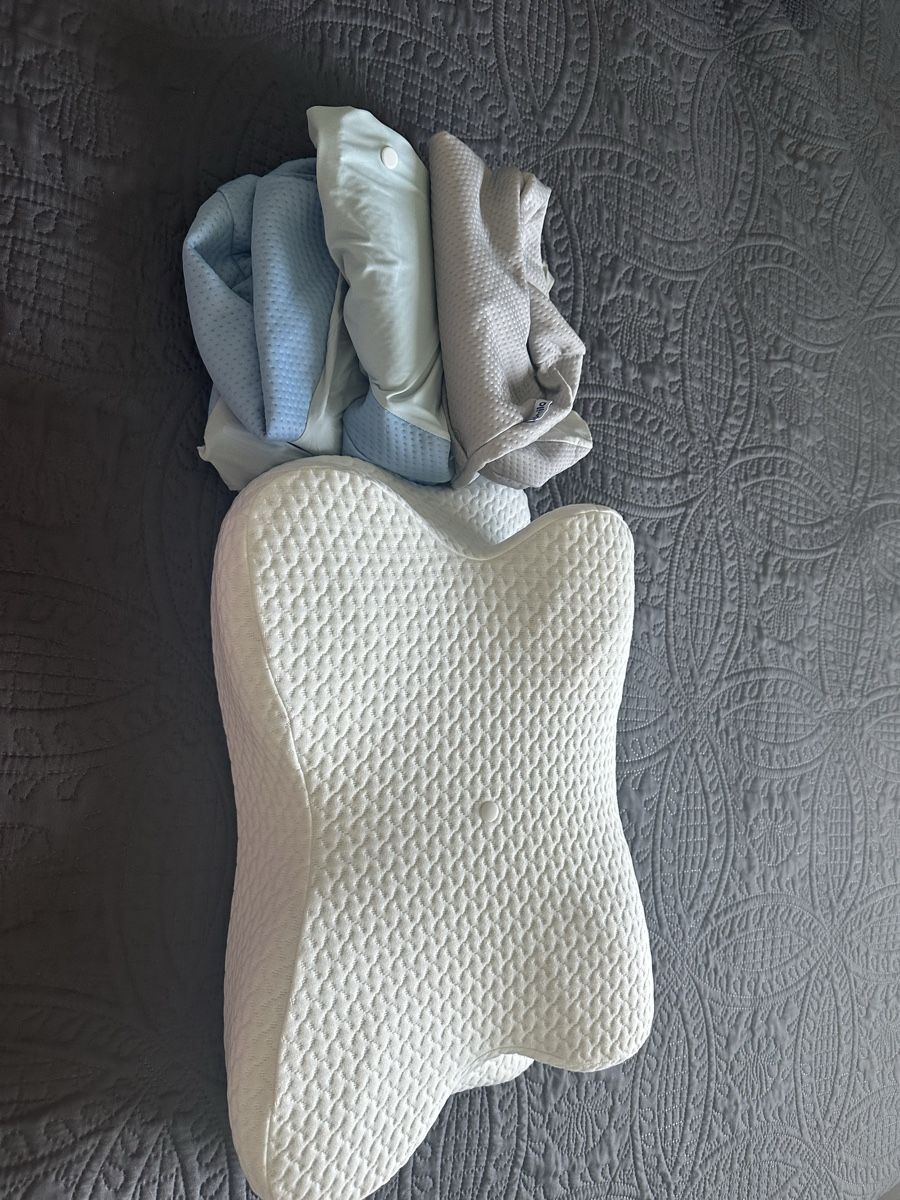 Cuscini: Coussin comme neuf  – Nuovo (secondo la descrizione) da Biel/Bienne venduto da orange1 3