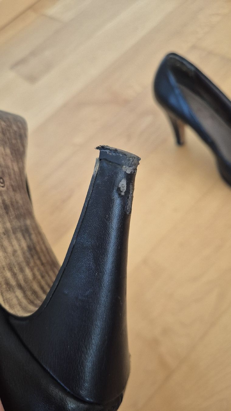 Tamaris Damenschuhe: Tamaris schwarze Pumps  – Gebraucht aus Winterthur von vss_h665 2