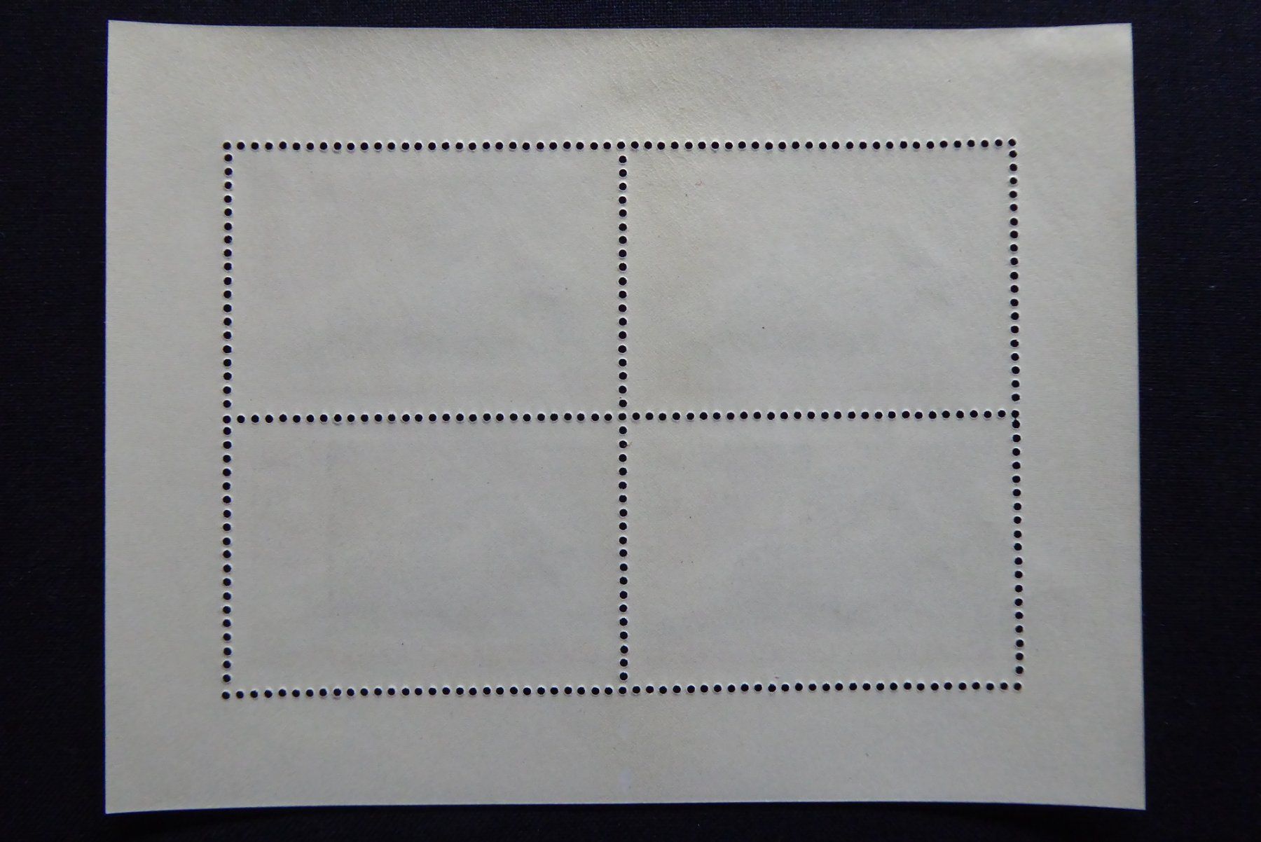 Tous les timbres: (L66) Verschiedenes Block Wit 8/3 ** – D'occasion à Basel par scholle50 1