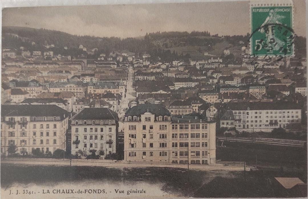 Cartoline postali: LA  CHAUX-DE-FONDS   -  Vue générale – Usato da Delémont venduto da Domdom1