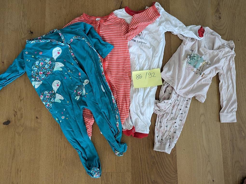 Lotti & Set di vestiti: Grösse 86/92: Kleiderwundertüte :-) – Usato da Turbenthal venduto da Famara2010 2