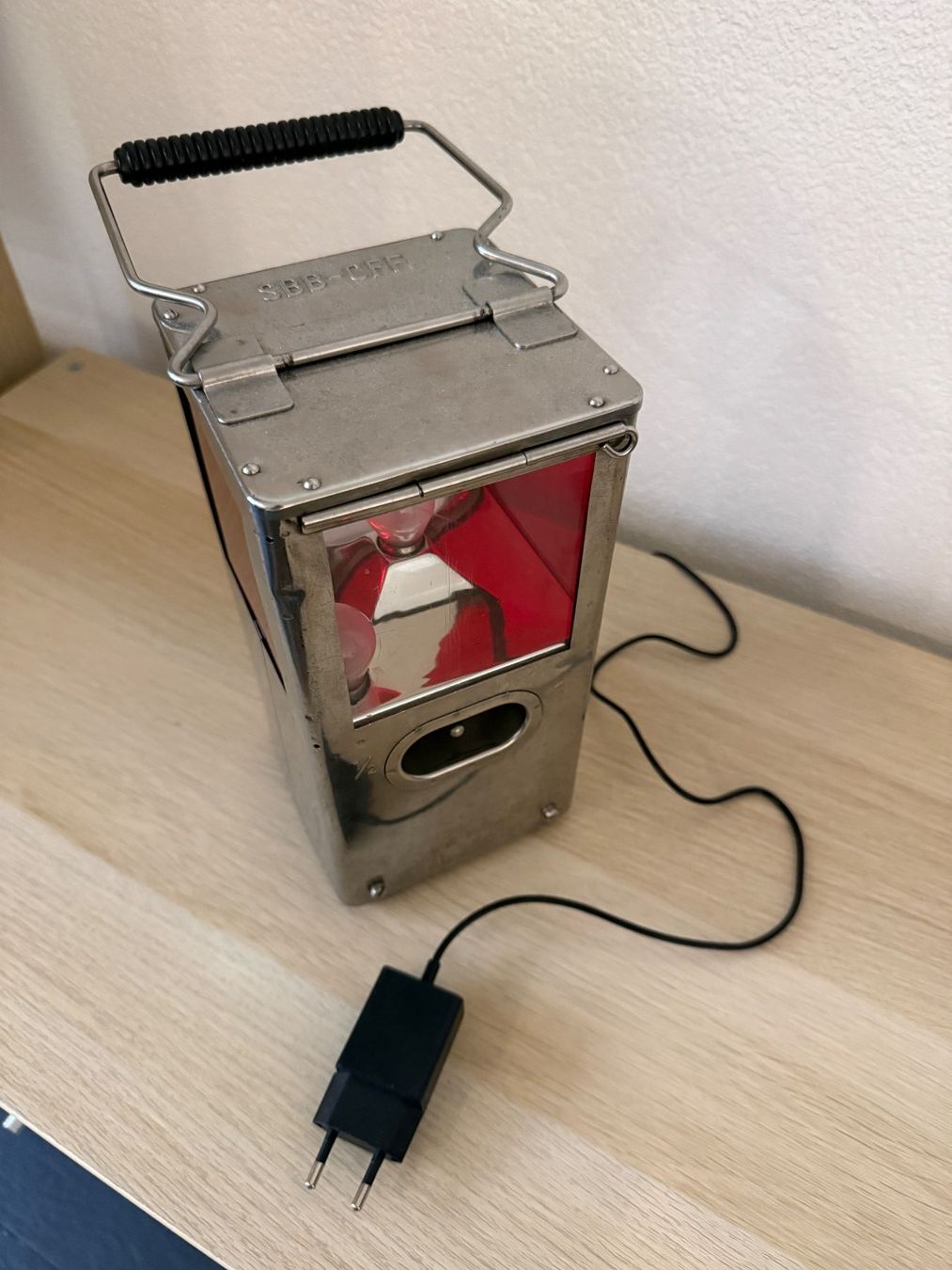 SBB/CFF/FFS Lampade: SBB Schaffnerlaterne als Nachttischlampe – Usato da Solothurn venduto da neviobernhard 6