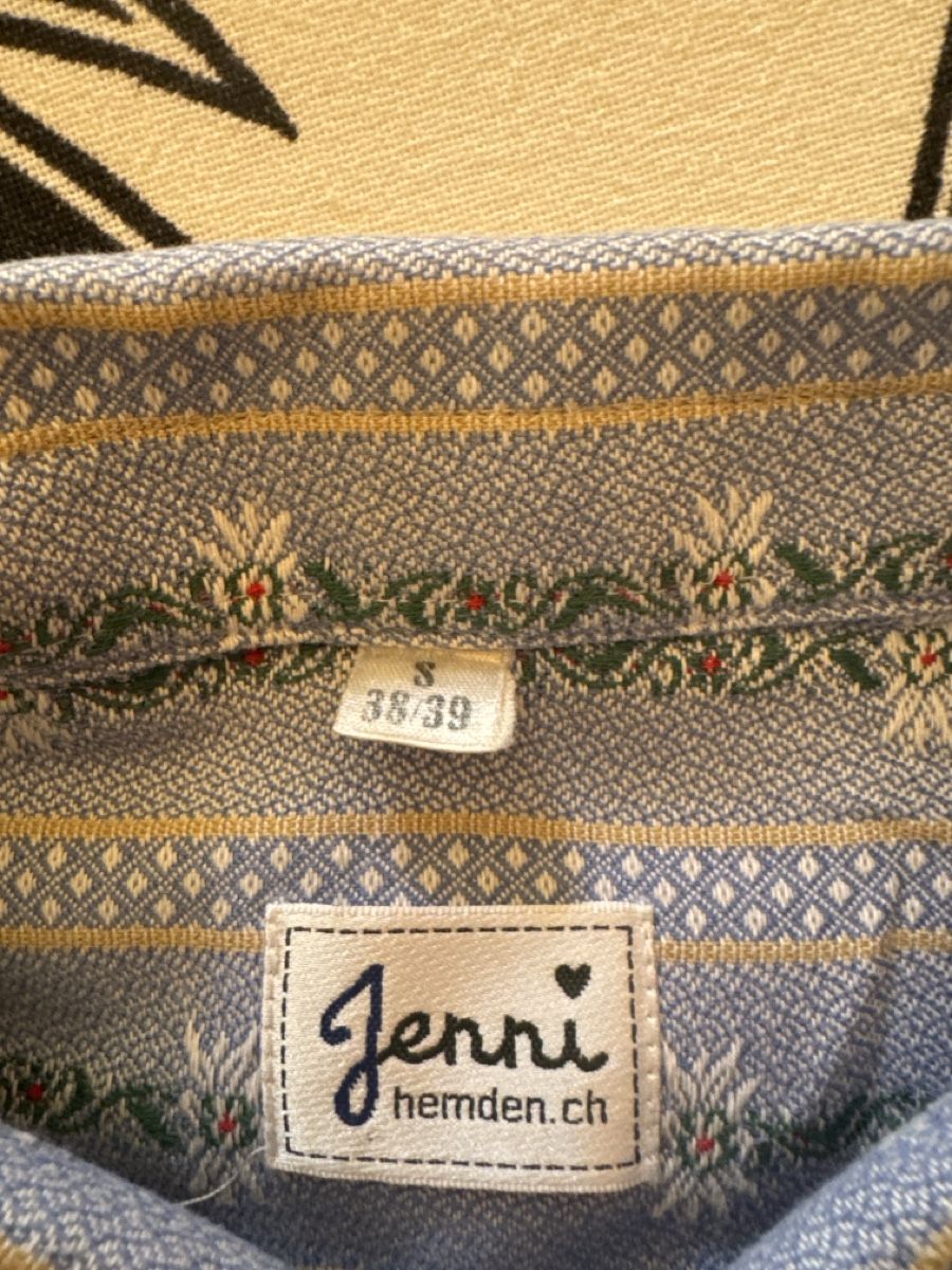 Chemises: Edelweisshemd Jenni – D'occasion à Adelboden par gloomer 1
