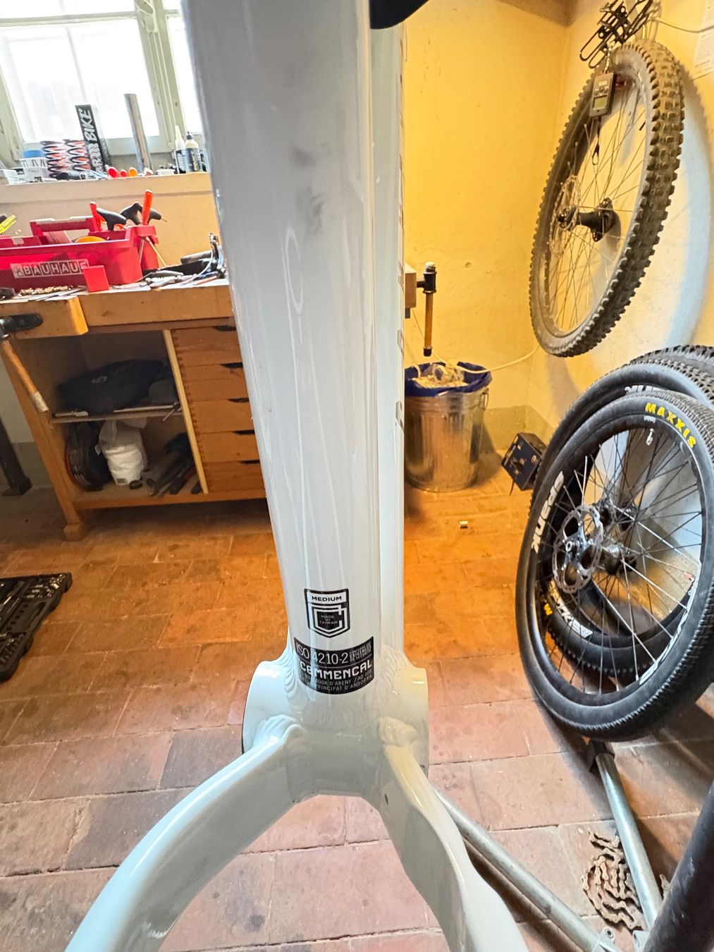 Commencal Ersatzteile: Commencal Absolut Dirt Jump Rahmen Medium – Gebraucht aus Zürich von Andilost01 5