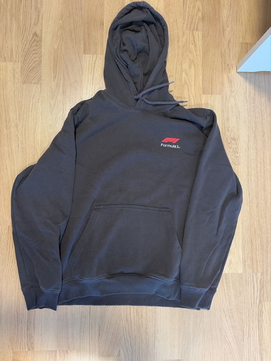 H&M Maglioni & Felpe: Sweat/Hoodie formula 1 – Usato da Chavannes-Renens venduto da kar_rl5v 1