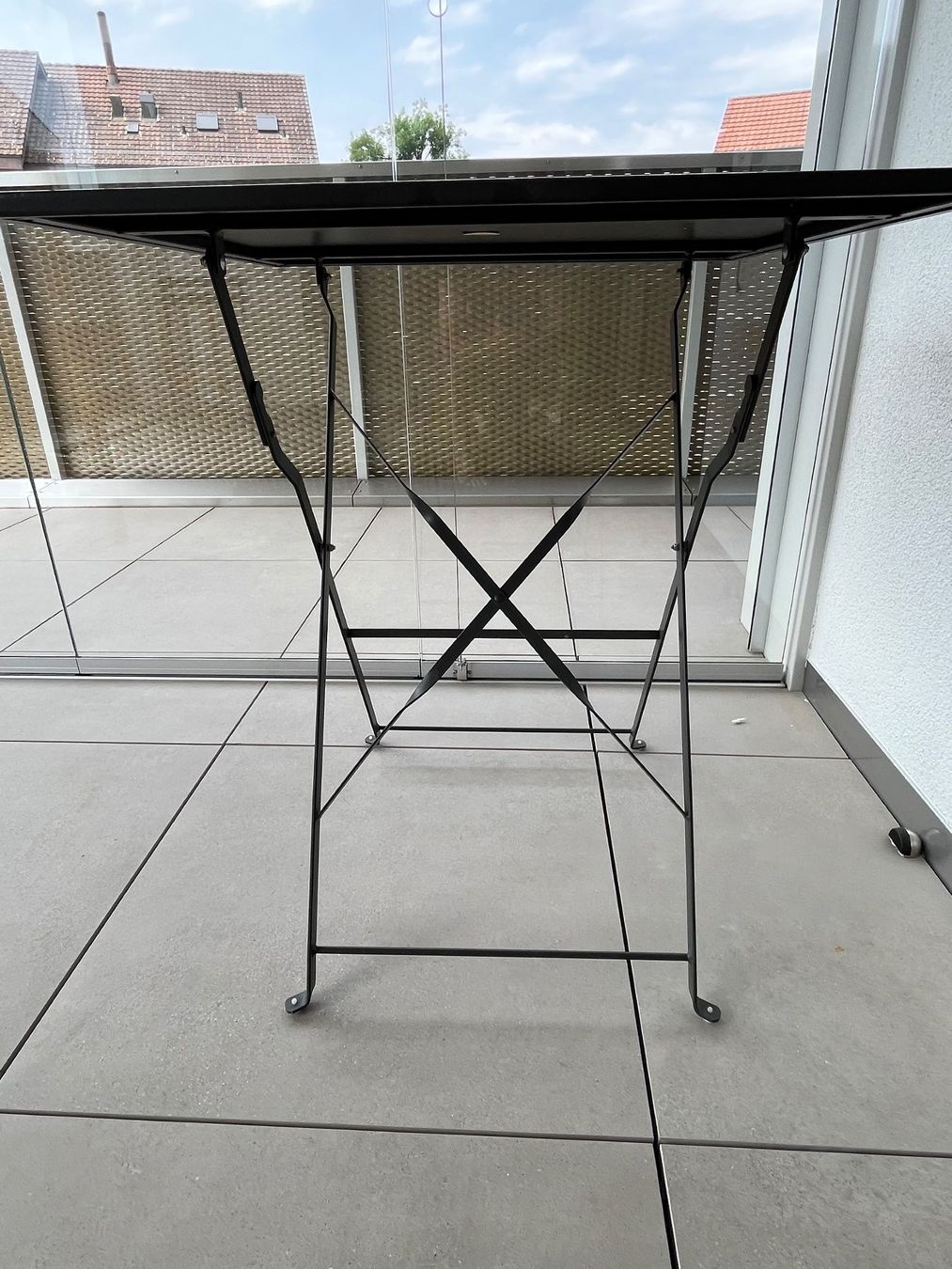 Tischset: Bistro-Gartentisch mit Klapptisch und 2 Klappstühlen – Gebraucht aus Dietlikon von ZWE59 2