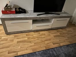 TV Möbel und Sofatisch zu verkaufen