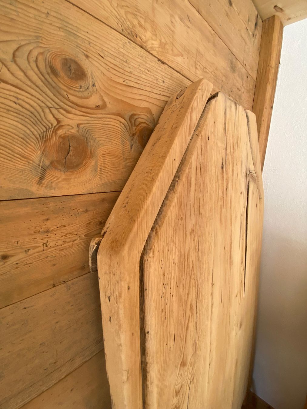 Articoli in legno: Käsebressel – Usato da Lenk im Simmental venduto da gwustu 1