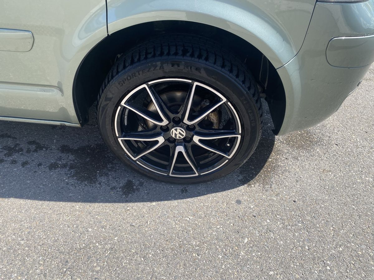 VW Autos: Volkswagen Multivan T5 – D'occasion à Neyruz FR par patchass 4