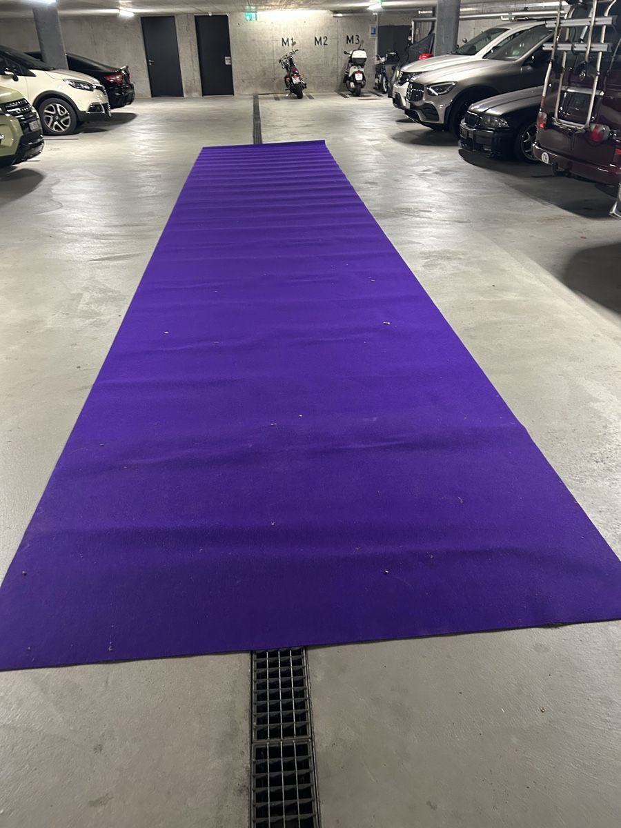 Tapis: Teppich – D'occasion à Basel par Krisztina.na