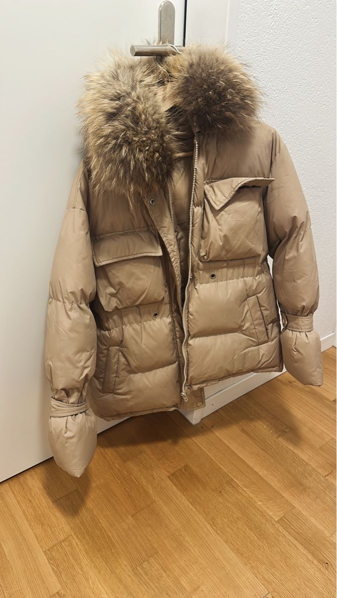 Giacche: Winterjacke echt pelz Gr.Xs/S – Nuovo (secondo la descrizione) da Bülach venduto da asy_v9jt 1