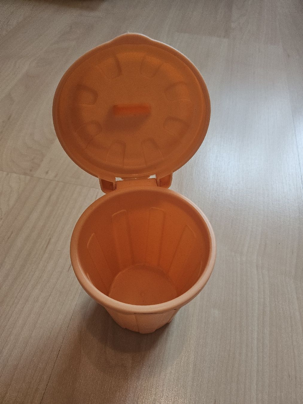 Contenitori & Simili: Mini poubelle de bureau – Usato da Lausanne 25 venduto da noe_s6pr 1