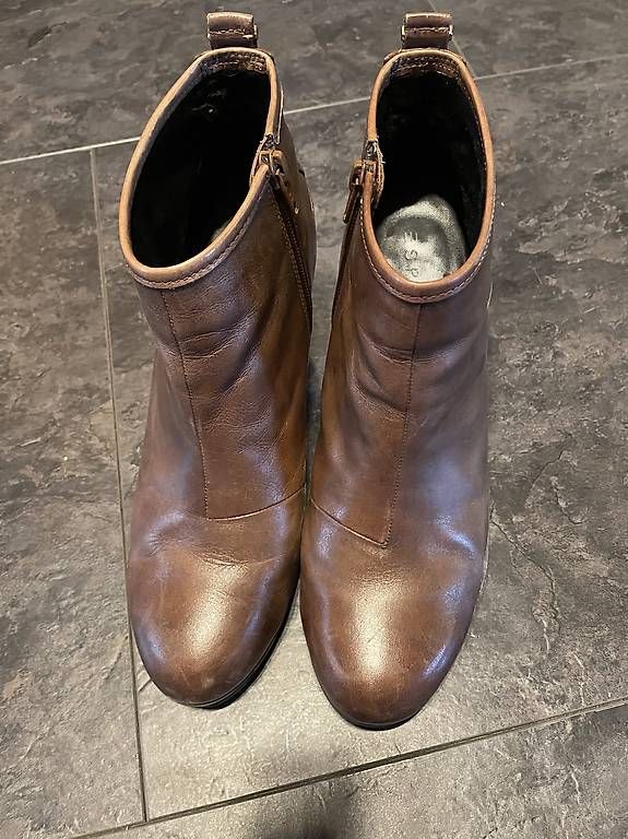 Esprit Scarpe da donna: Ankle Boots von Esprit, Grösse 40 – Usato da Rüschegg Heubach venduto da sharky81 1