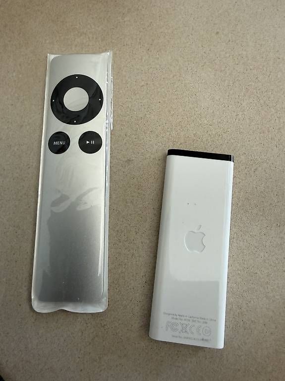 PC: Computer Apple Mac 2008 e vari accessori. – Usato da Massagno venduto da mar_htl6 4