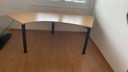 Schreibtisch