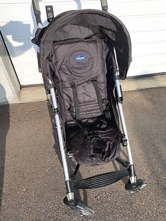 Kinderwagen: Poussette Chicco noir – Gebraucht aus Bulle von MDJalf 1