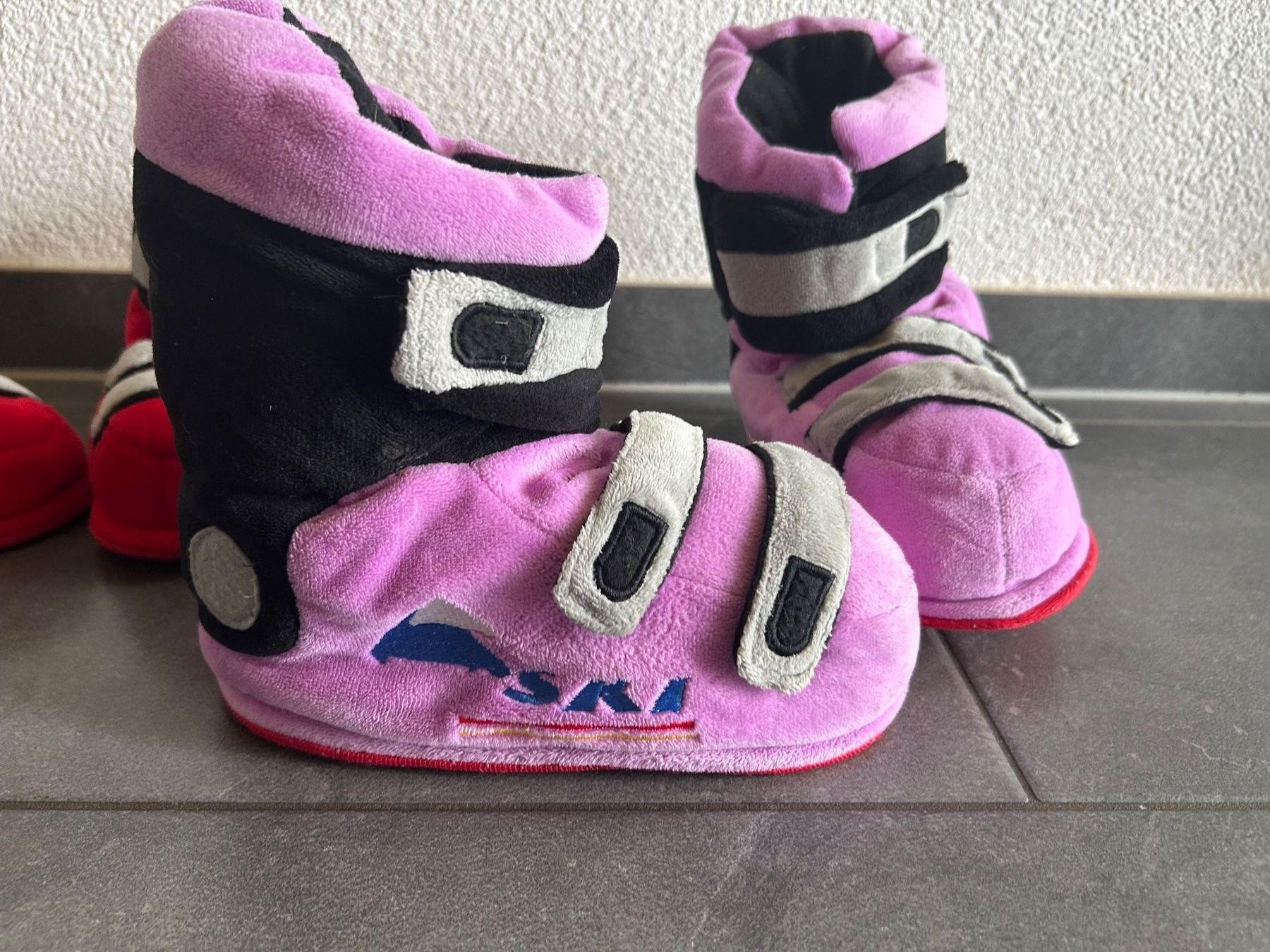 Schuhe für Jungen: Coole Skischuh-Hausschuhe aus Stoff – Neu (gemäss Beschreibung) aus Koppigen von Gustaff14 3