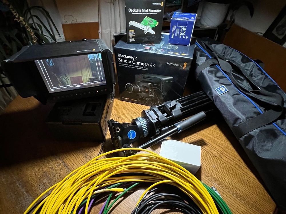 Black Magic Studio Camera 4K mit vielem Zubehör (Gebraucht) in ...