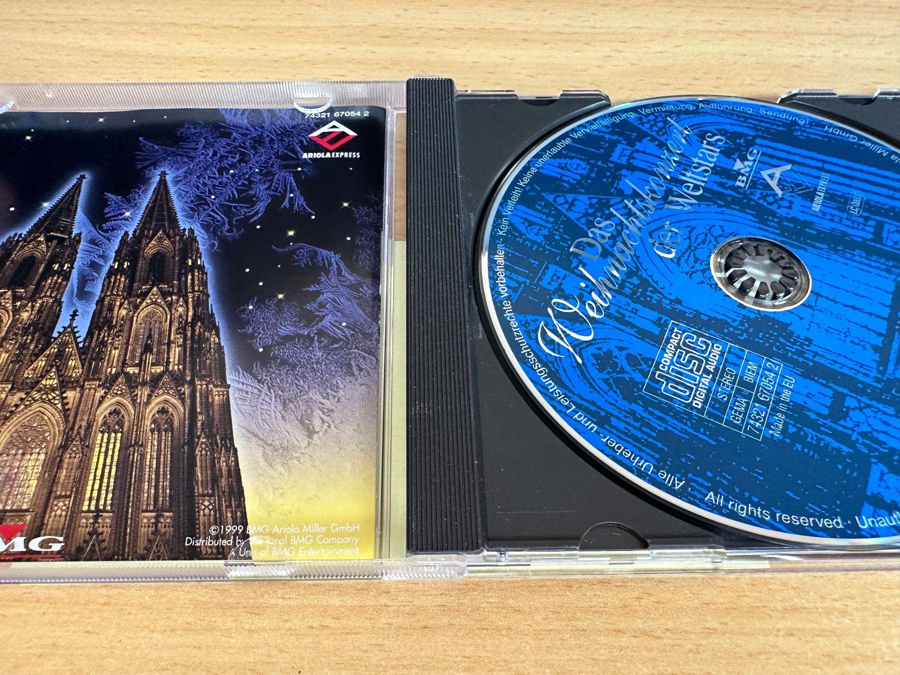 CD: Various – Das Weihnachtskonzert Der Weltstars – Usato da Rikon im Tösstal venduto da Alpenmutz 2