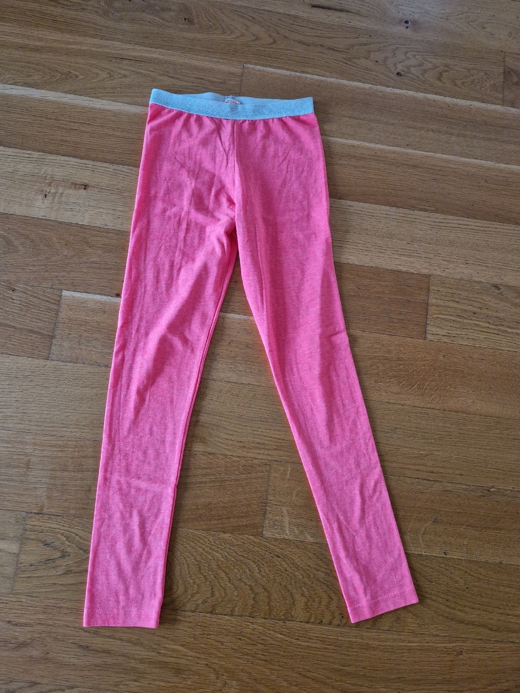 Strümpfe & Strumpfhosen: Pinkige lange Leggins – Gebraucht aus Bern von hirse03