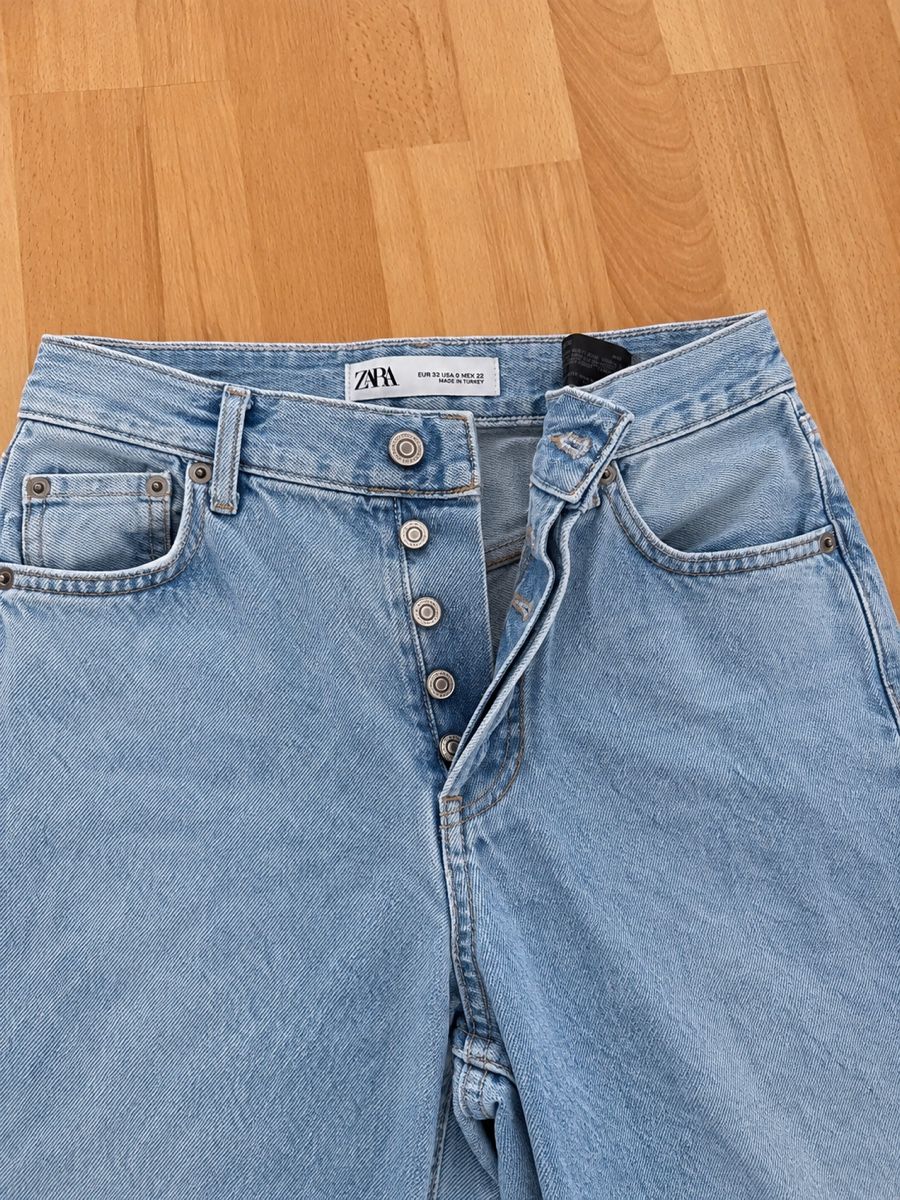 Jeans: Jeans Zara Grösse 32  – Gebraucht aus Kirchberg BE von lea_kb6y 1