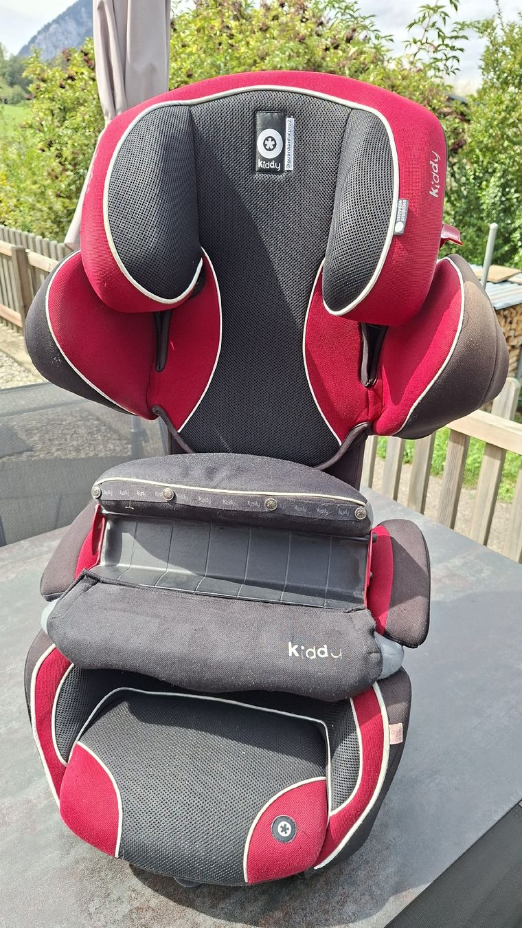 Kiddy Seggiolini per auto: Kindersitz Kiddy Guardianfix Pro2 – Usato da Spiez venduto da smifer