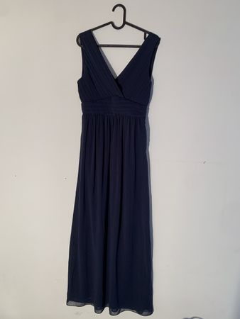 Dunkelblaues Kleid