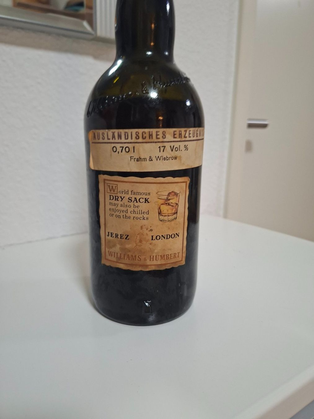 Bevande alcoliche: Espnanol Sherrx – Usato da Aesch BL venduto da Pendrive 3