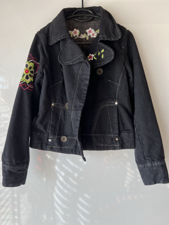 Jeansjacke, Stickereien, Florale Muster Blumen S / M 36 38