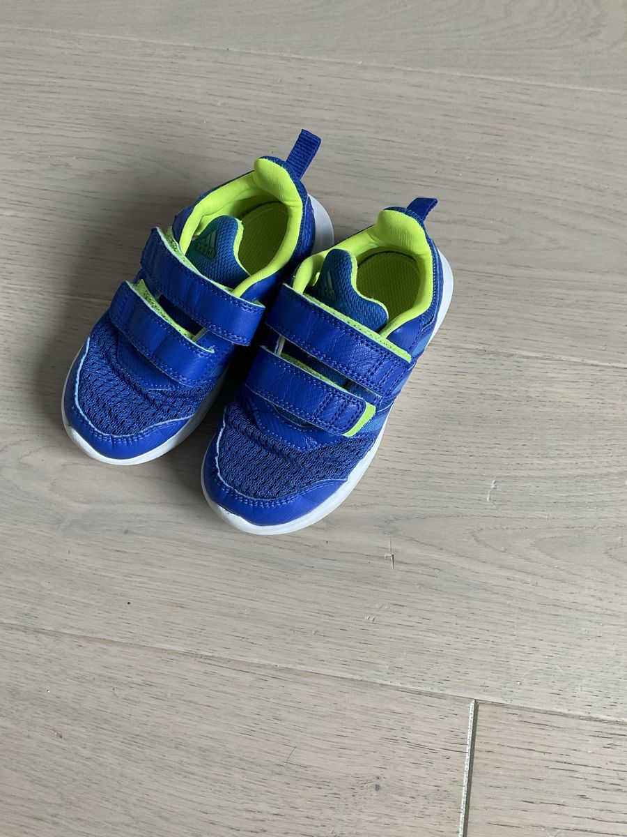 Adidas Scarpe per ragazzi: Adidas sneakers gr 26 – Usato da Zürich venduto da TheShips 3