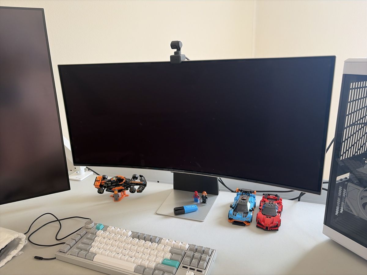 Samsung Monitor: Samsung Odyssey OLED G8 - G85SB – Usato da Luzern venduto da breadberry 1