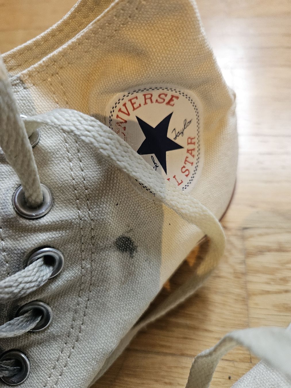Scarpe da donna: Chuck All Star Converse, diverse Farben, Gr. 38 – Usato da Bern venduto da RCAG 8