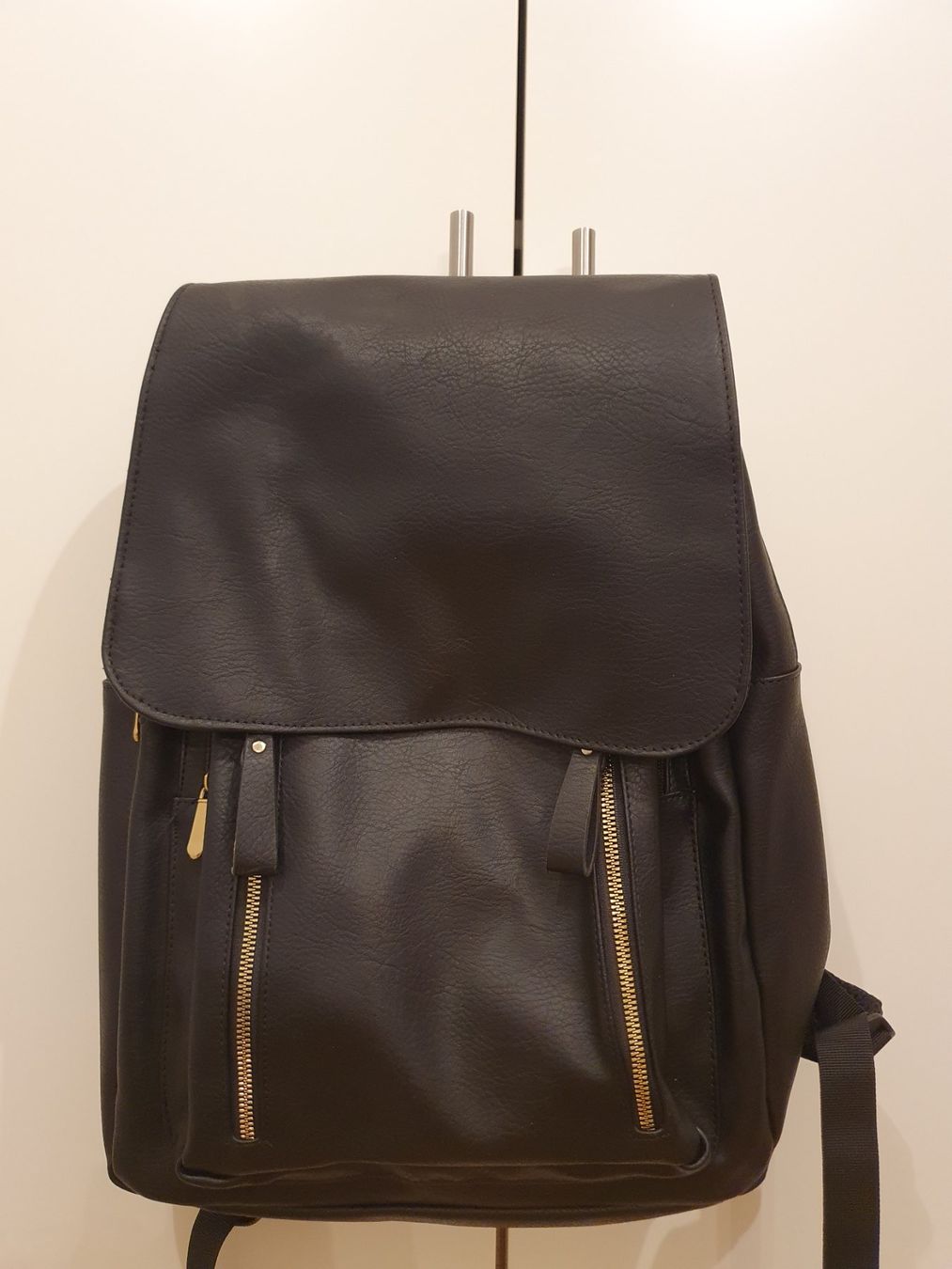 Rucksäcke: Kunstleder Rucksack schwarz, neuwertig – Neu (gemäss Beschreibung) aus Heinrichswil von sabi2809