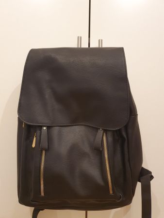 Kunstleder Rucksack schwarz, neuwertig