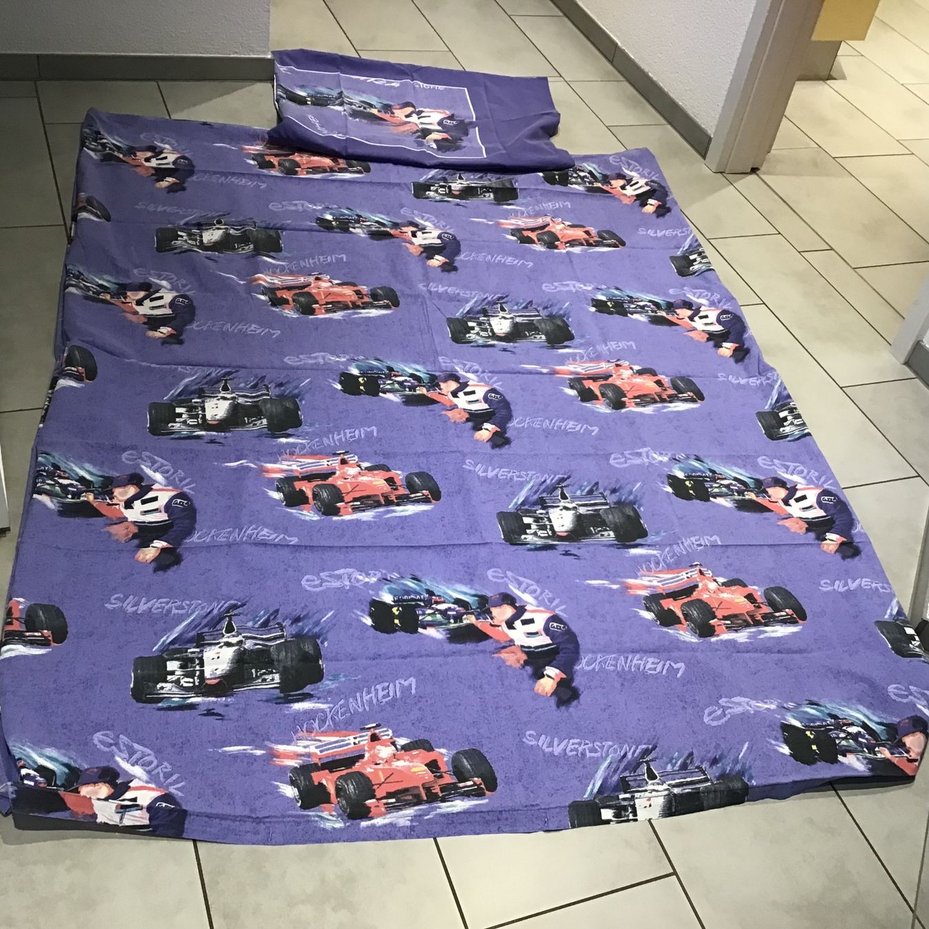 Bettwäsche: Bettwäsche  Formel 1  160 - 210   65 - 100 – Gebraucht aus Trimbach von Mery70 1
