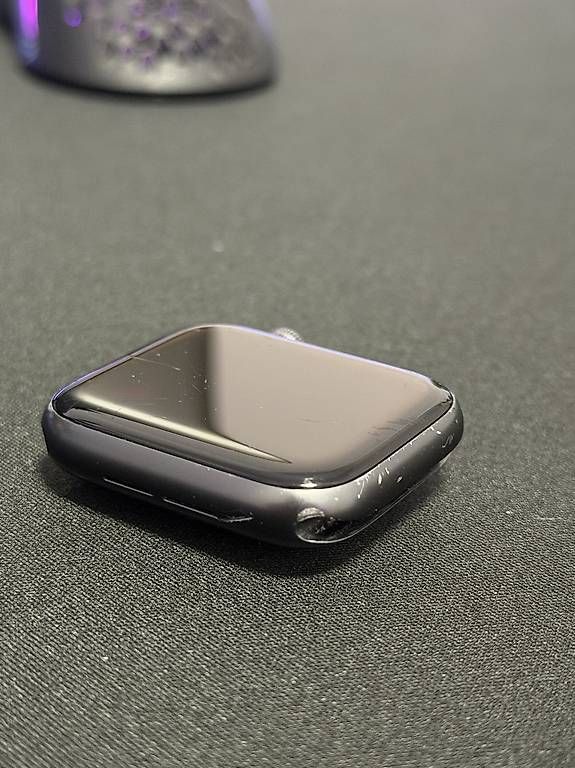 Smartwatch: Apple Watch 6 – D'occasion à Origlio par din_l552 1