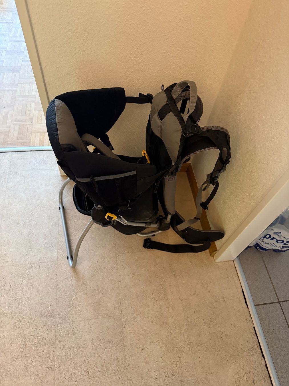 Deuter Marsupi portabebè: Deuter Kid Comfort – Usato da Basel venduto da ric_7vx7