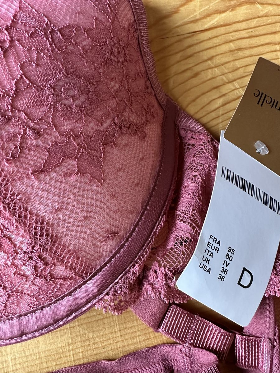 Chantelle Altra biancheria intima: Chantelle Dessous – Nuovo e nell'imballaggio originale da Basel venduto da Scampina 1