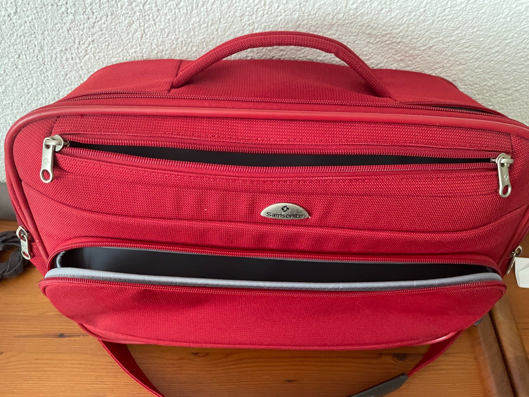 Samsonite Borse: Umhängetasche Samsonite – Usato da Biberist venduto da Maxime543 3